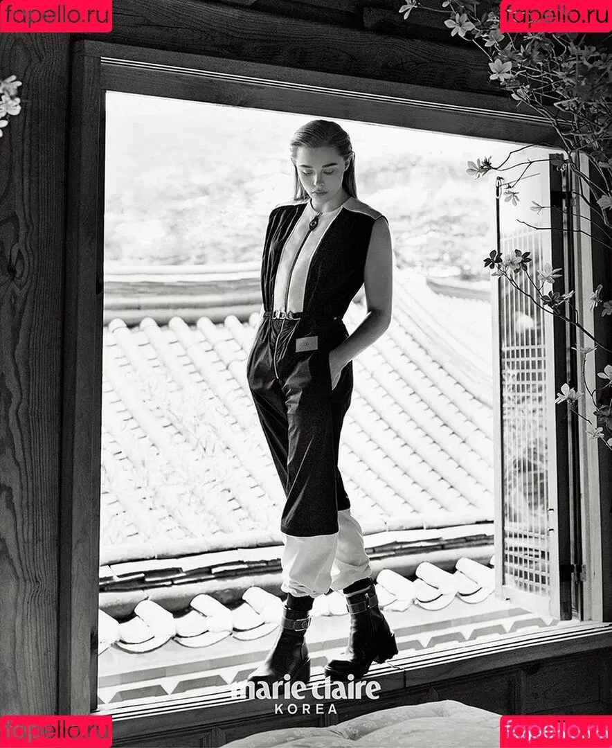 Chloë Grace Moretz Onlyfans Photo Gallery 
