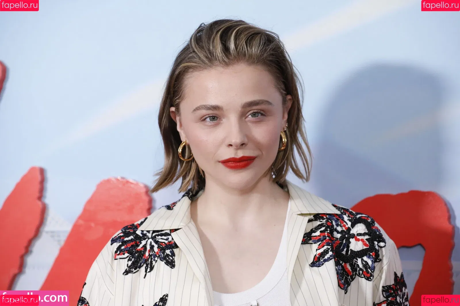 Chloë Grace Moretz Onlyfans Photo Gallery 