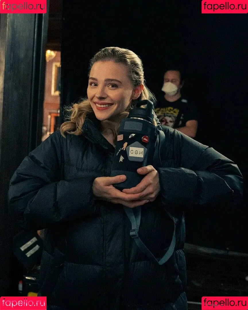 Chloë Grace Moretz Onlyfans Photo Gallery 