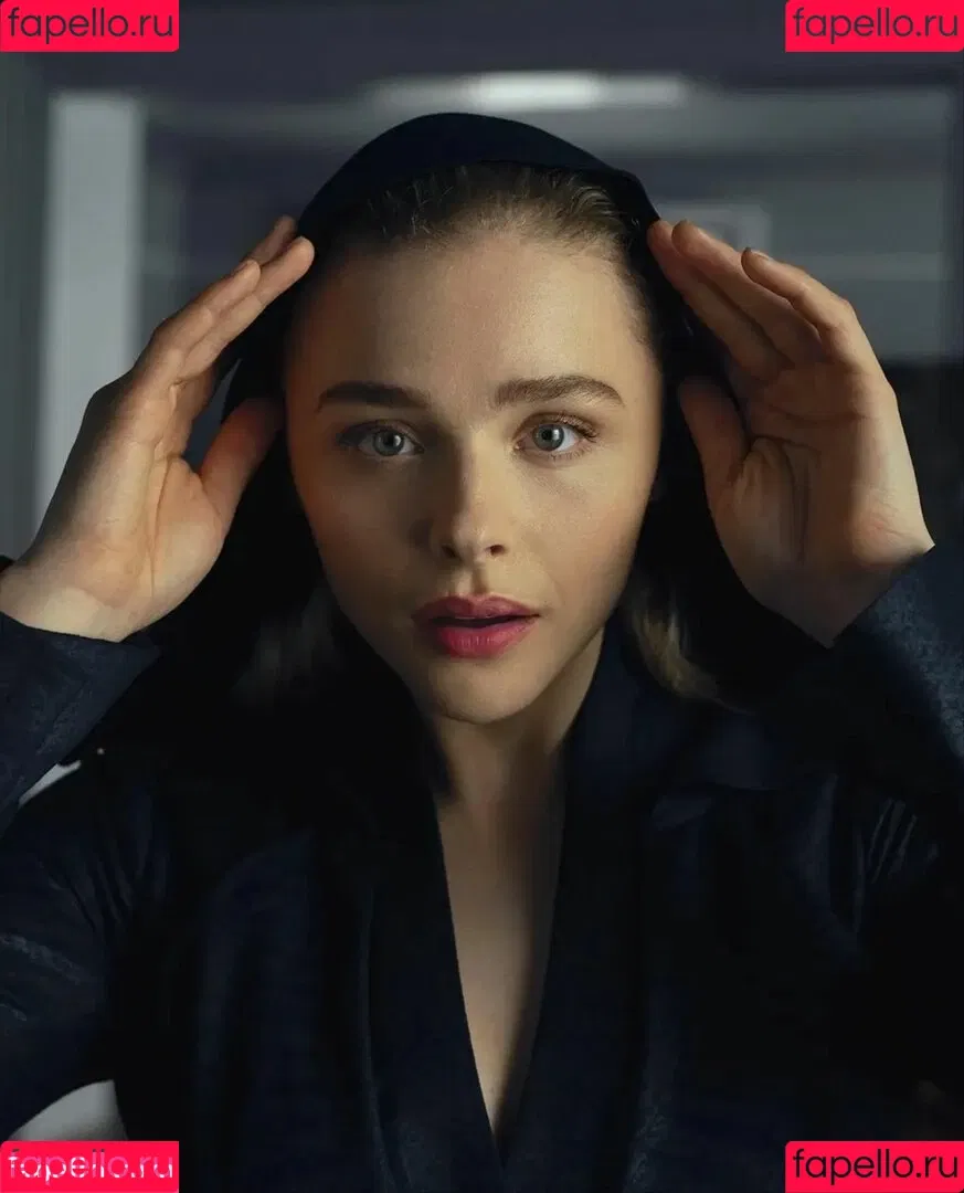 Chloë Grace Moretz Onlyfans Photo Gallery 