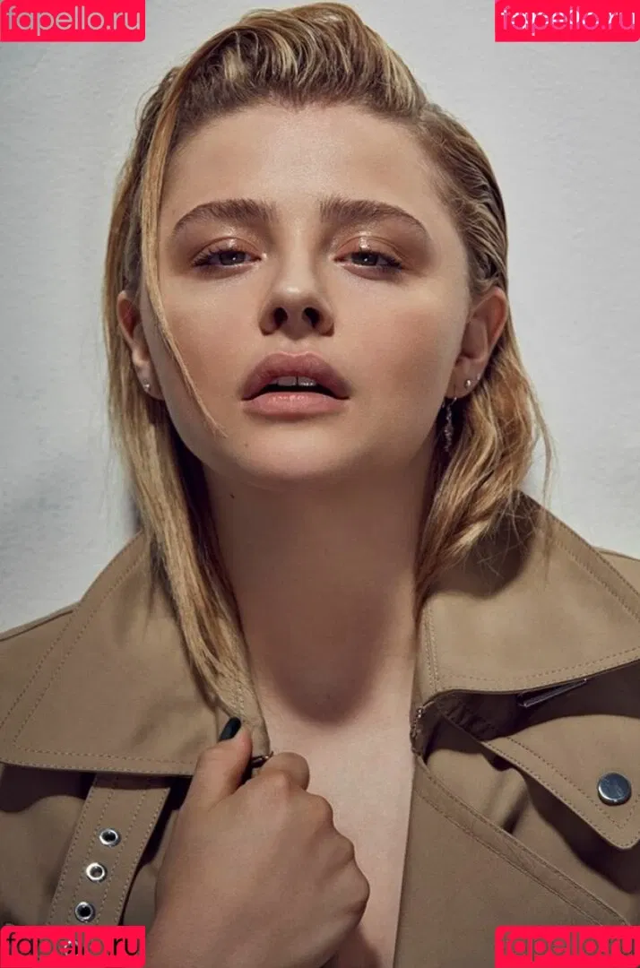 Chloë Grace Moretz Onlyfans Photo Gallery 