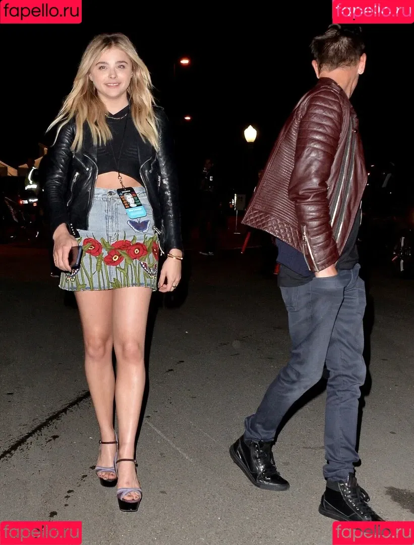 Chloë Grace Moretz Onlyfans Photo Gallery 