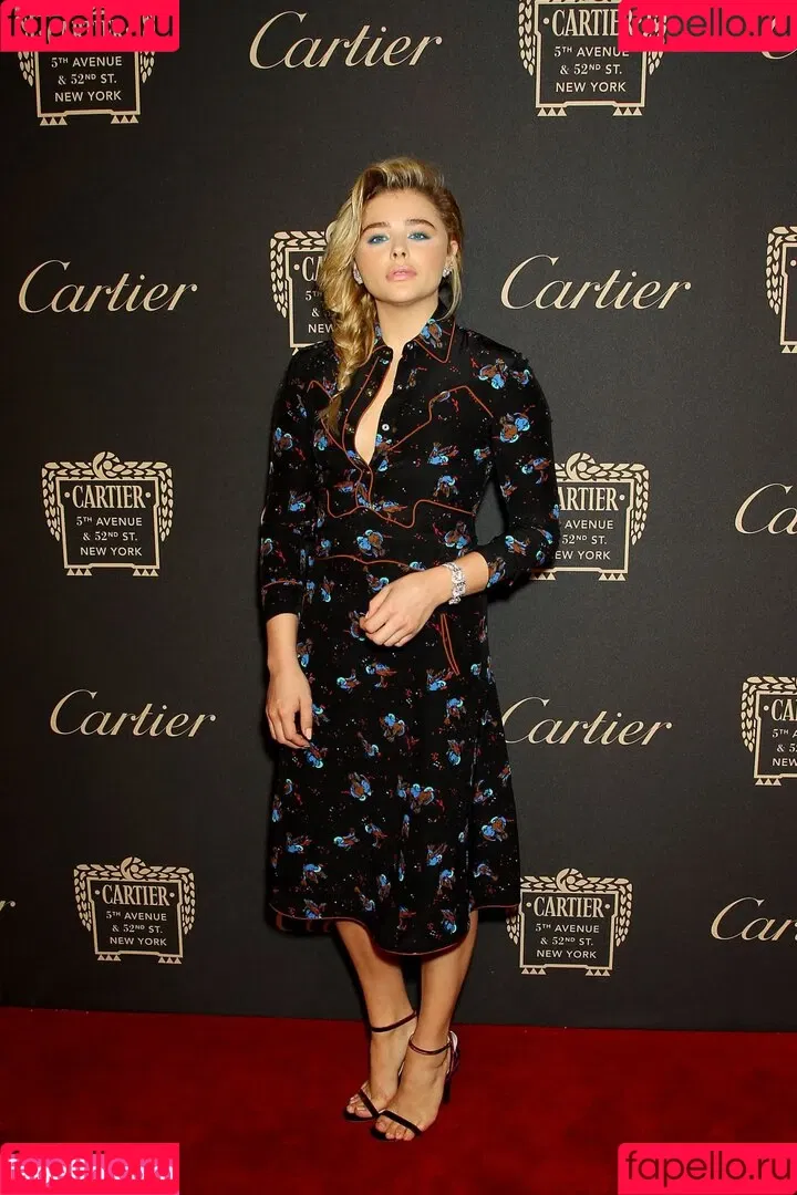 Chloë Grace Moretz Onlyfans Photo Gallery 