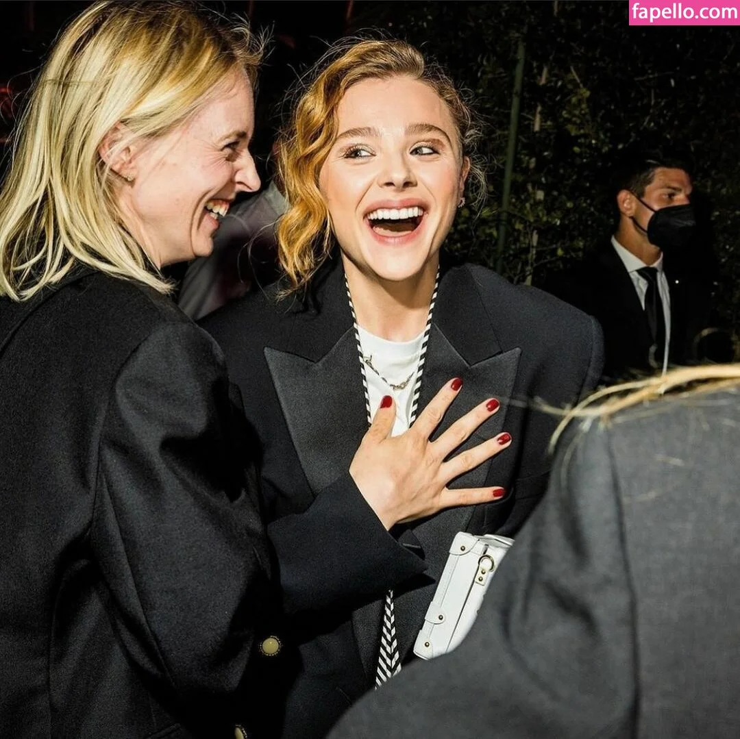 Chloë Grace Moretz Onlyfans Photo Gallery 