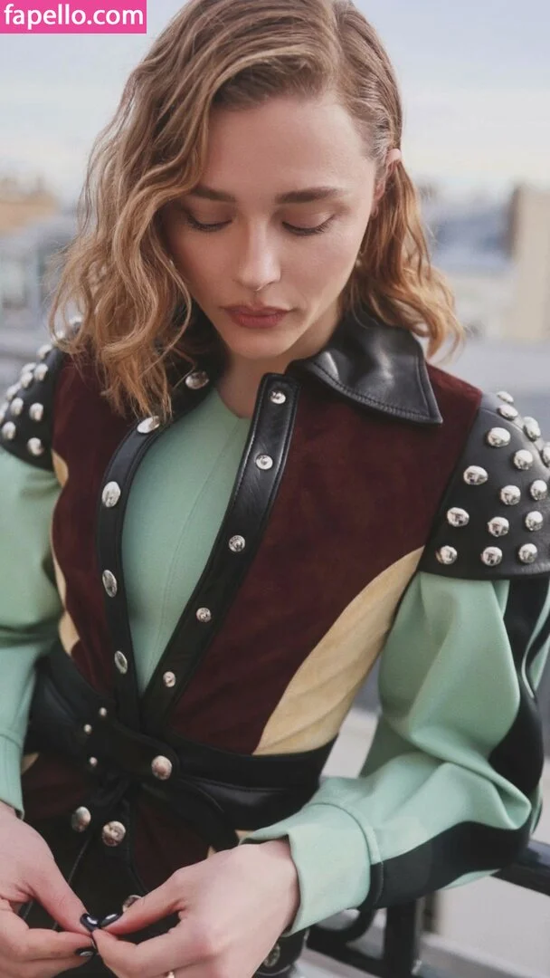 Chloë Grace Moretz Onlyfans Photo Gallery 