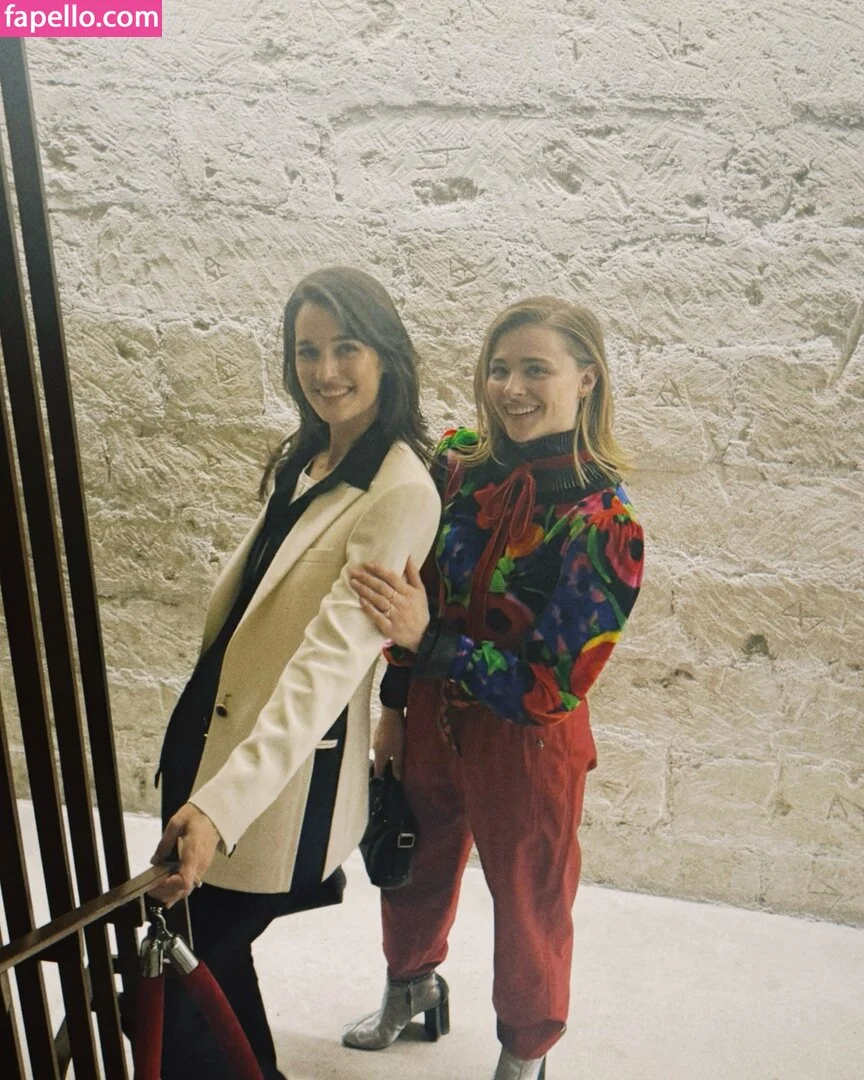 Chloë Grace Moretz Onlyfans Photo Gallery 