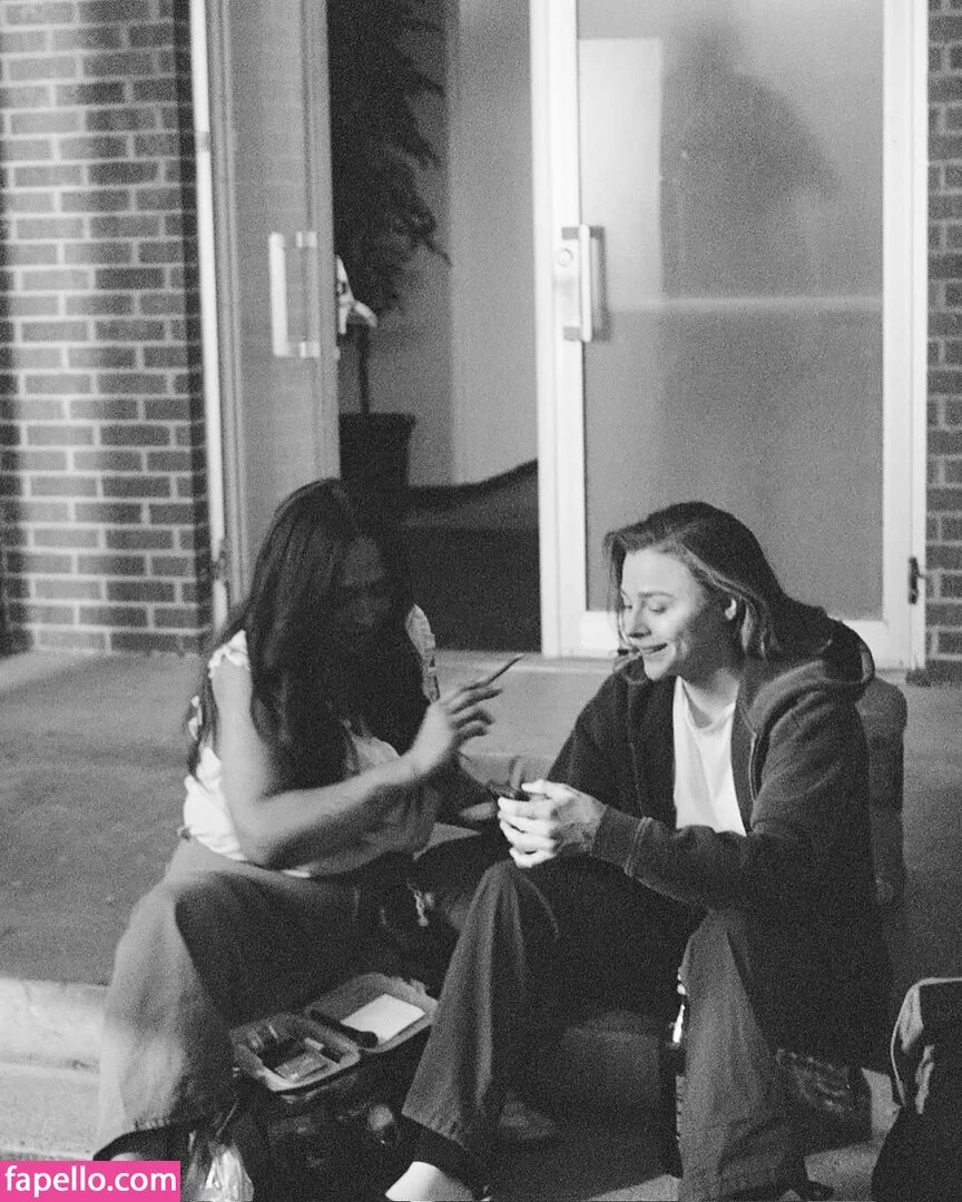 Chloë Grace Moretz Onlyfans Photo Gallery 