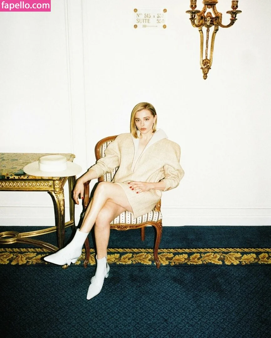 Chloë Grace Moretz Onlyfans Photo Gallery 
