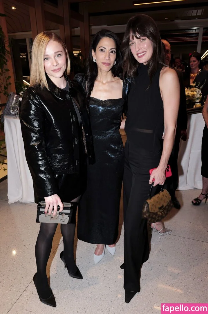 Chloë Grace Moretz Onlyfans Photo Gallery 