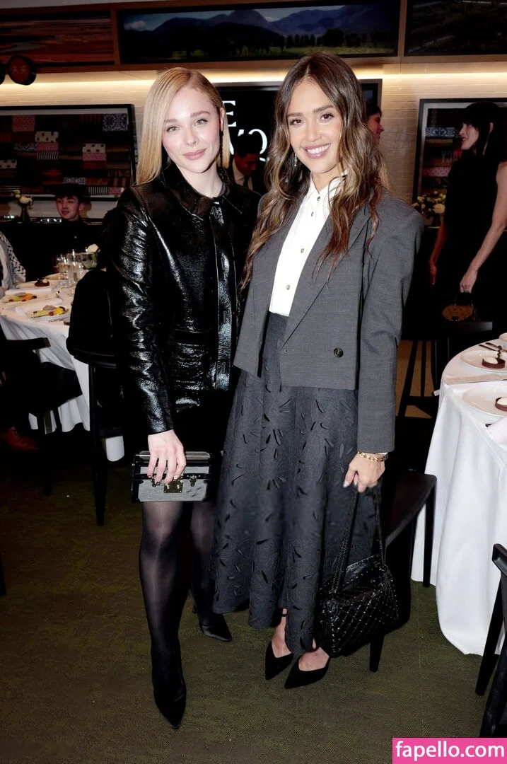 Chloë Grace Moretz Onlyfans Photo Gallery 