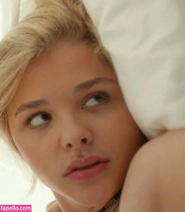 Chloë Grace Moretz Onlyfans Photo Gallery 