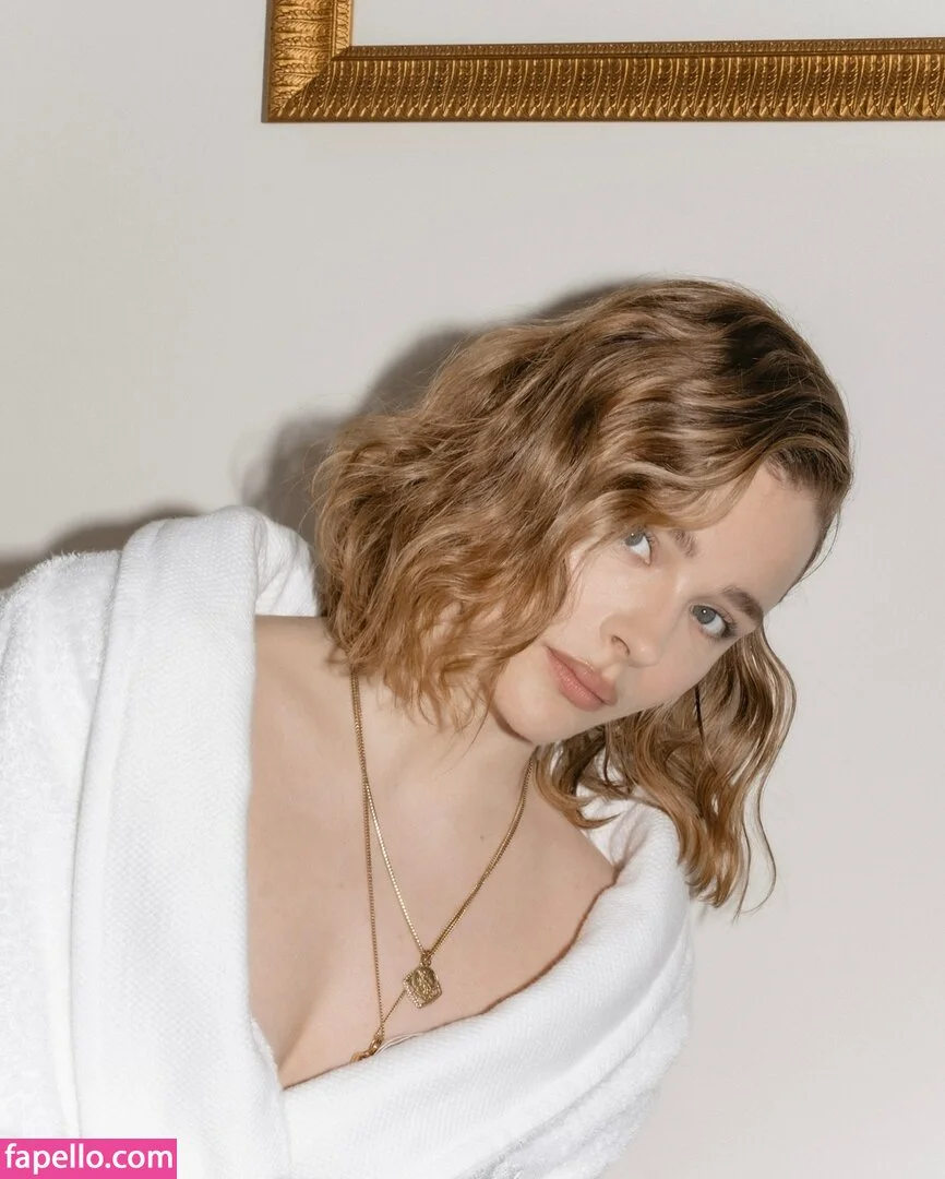 Chloë Grace Moretz Onlyfans Photo Gallery 