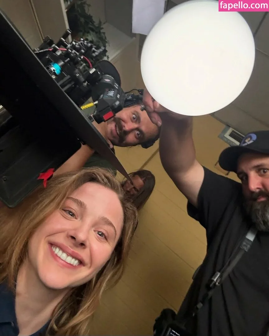 Chloë Grace Moretz Onlyfans Photo Gallery 