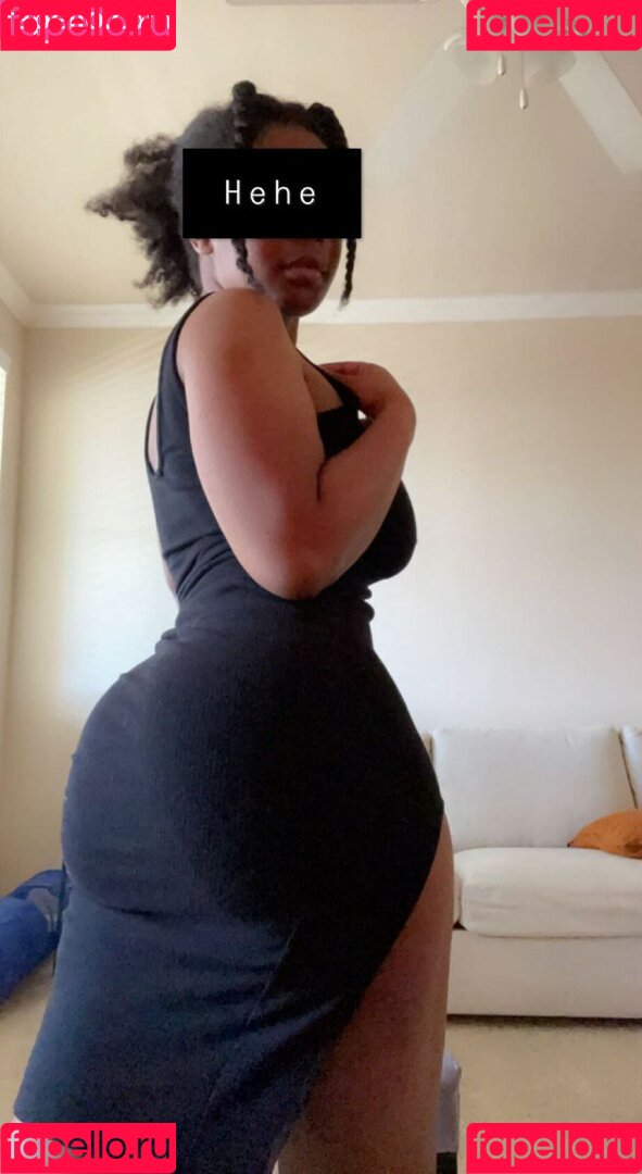 Tyra_Sparks Onlyfans Photo Gallery 