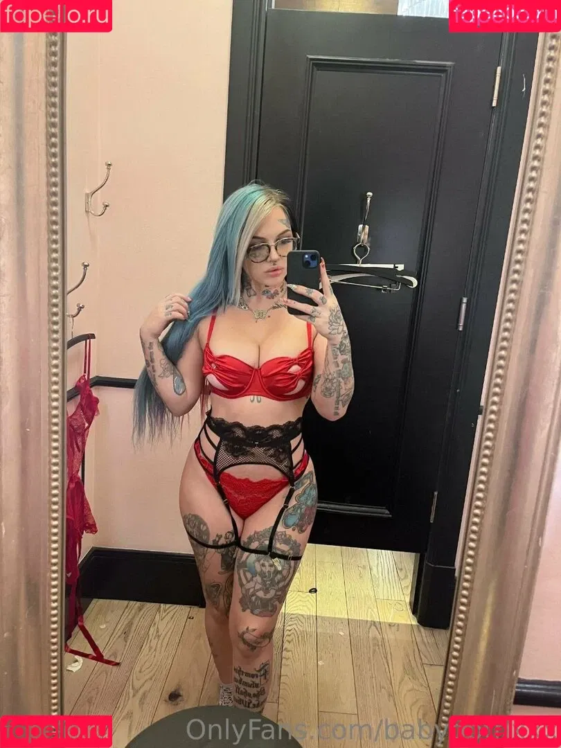 Baby Goth Onlyfans Photo Gallery 