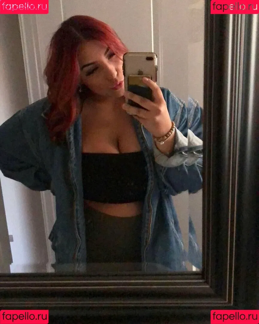 Isabelle Maltais Onlyfans Photo Gallery 