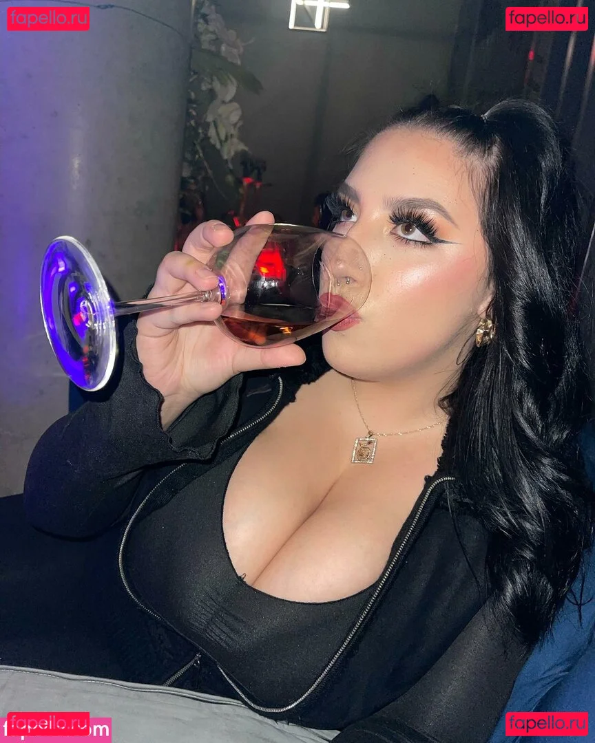 Isabelle Maltais Onlyfans Photo Gallery 