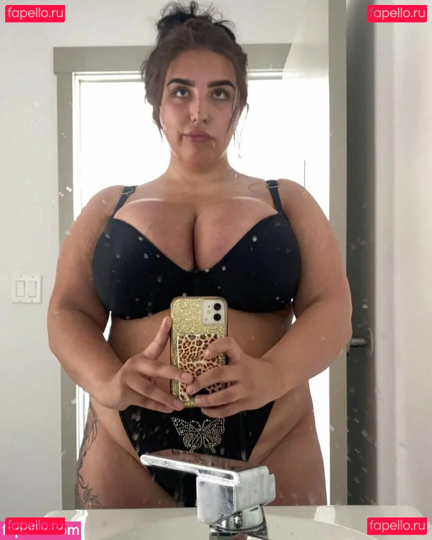 Isabelle Maltais Onlyfans Photo Gallery 