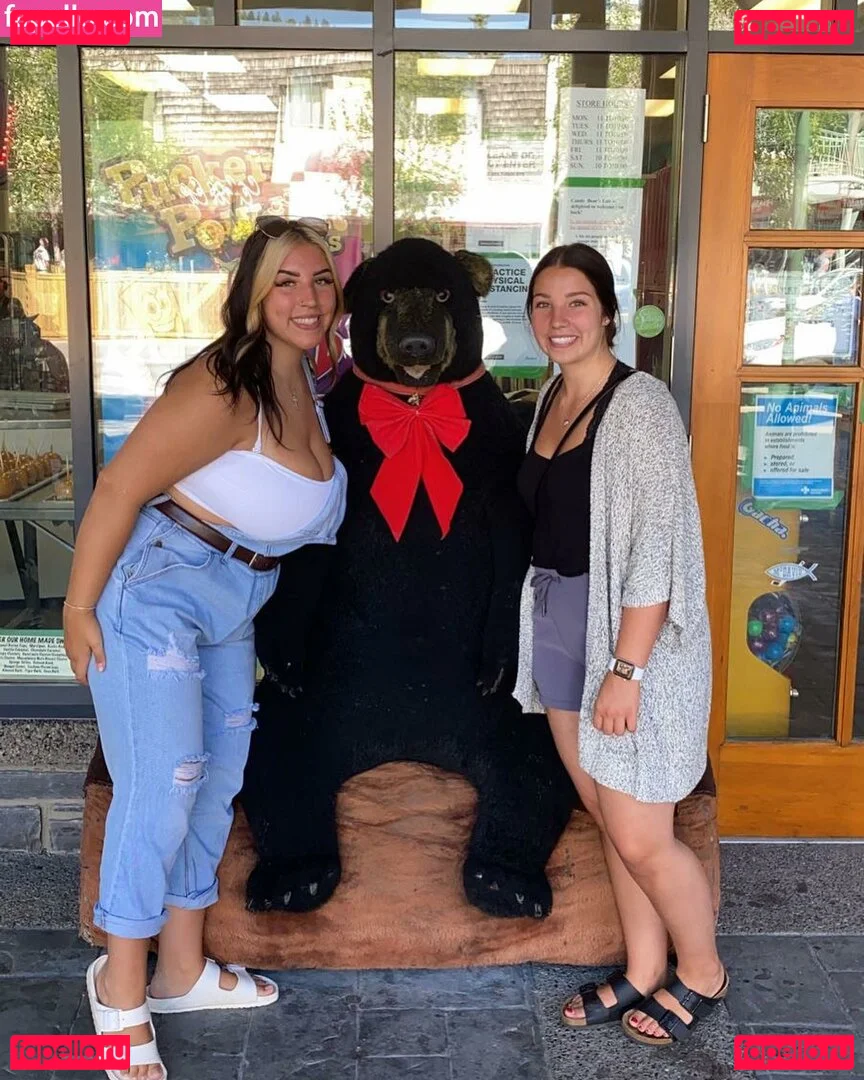 Isabelle Maltais Onlyfans Photo Gallery 