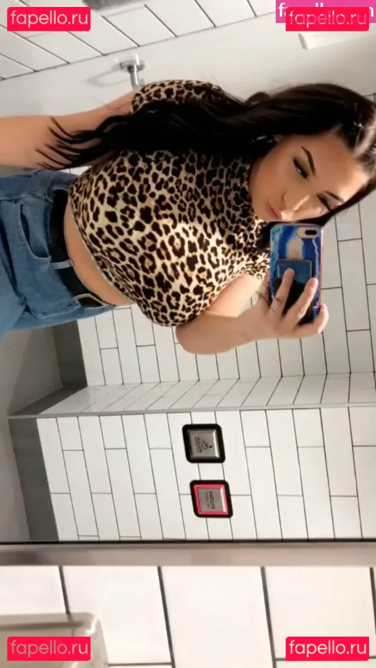 Isabelle Maltais Onlyfans Photo Gallery 