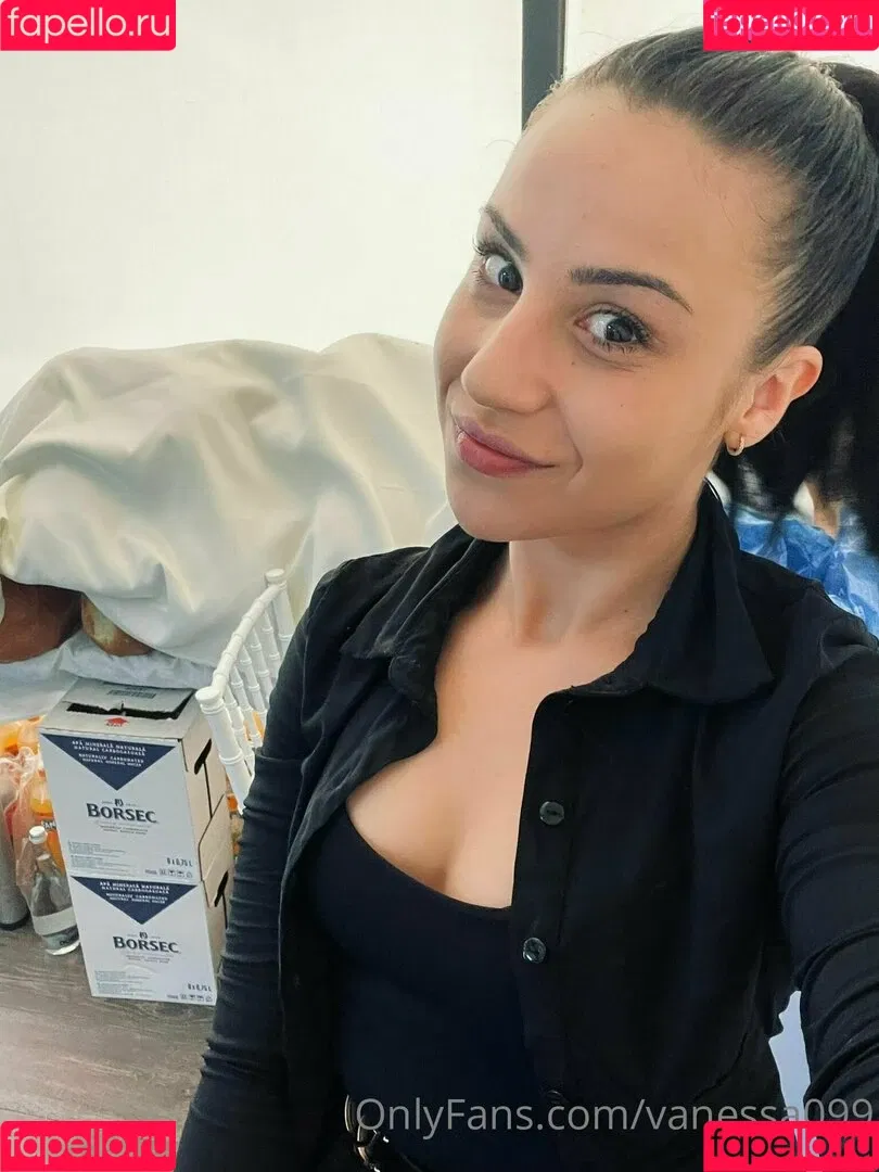 vanessa099 Onlyfans Photo Gallery 