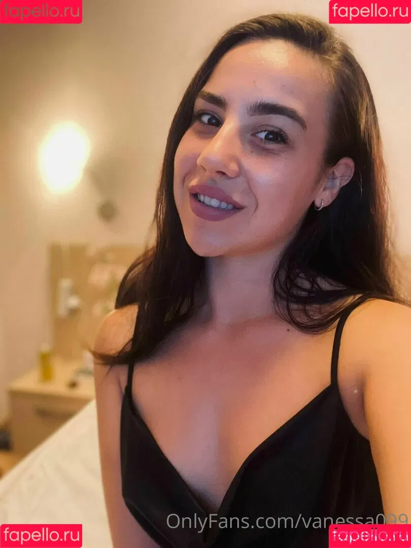vanessa099 Onlyfans Photo Gallery 