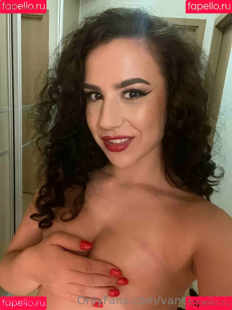 vanessa099 Onlyfans Photo Gallery 