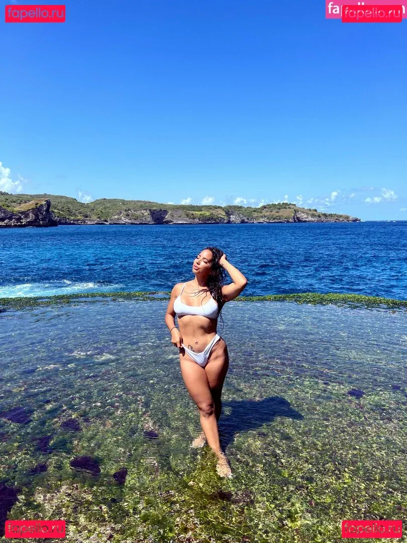 Andrea Boldbody Onlyfans Photo Gallery 