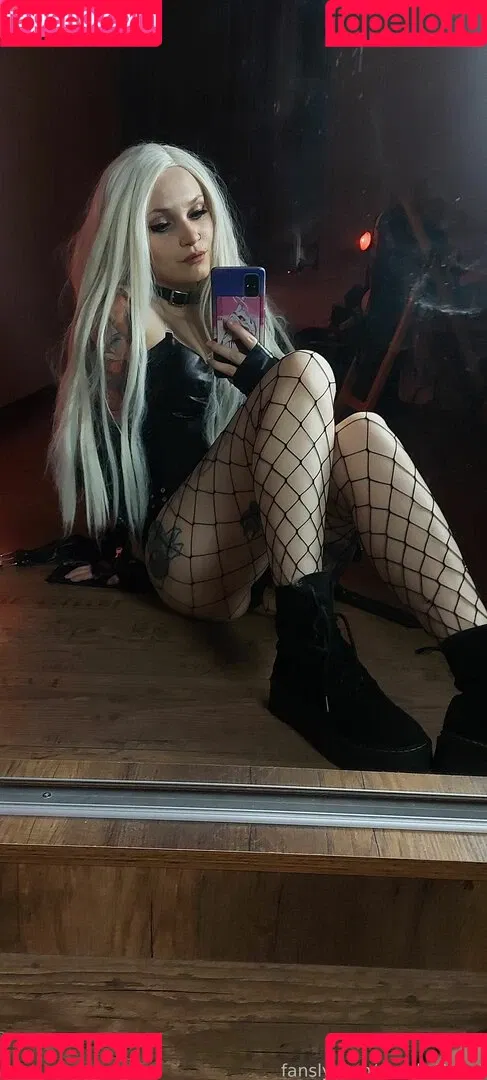 Amelie Weed Onlyfans Photo Gallery 