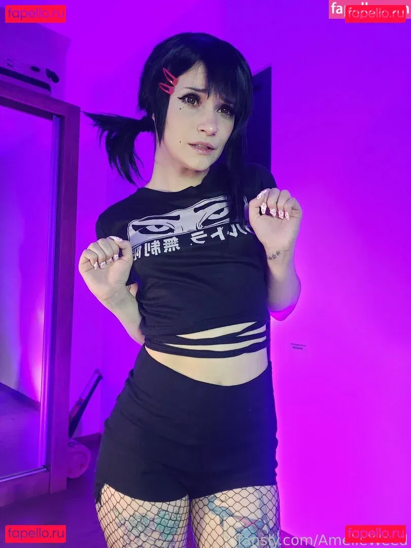 Amelie Weed Onlyfans Photo Gallery 