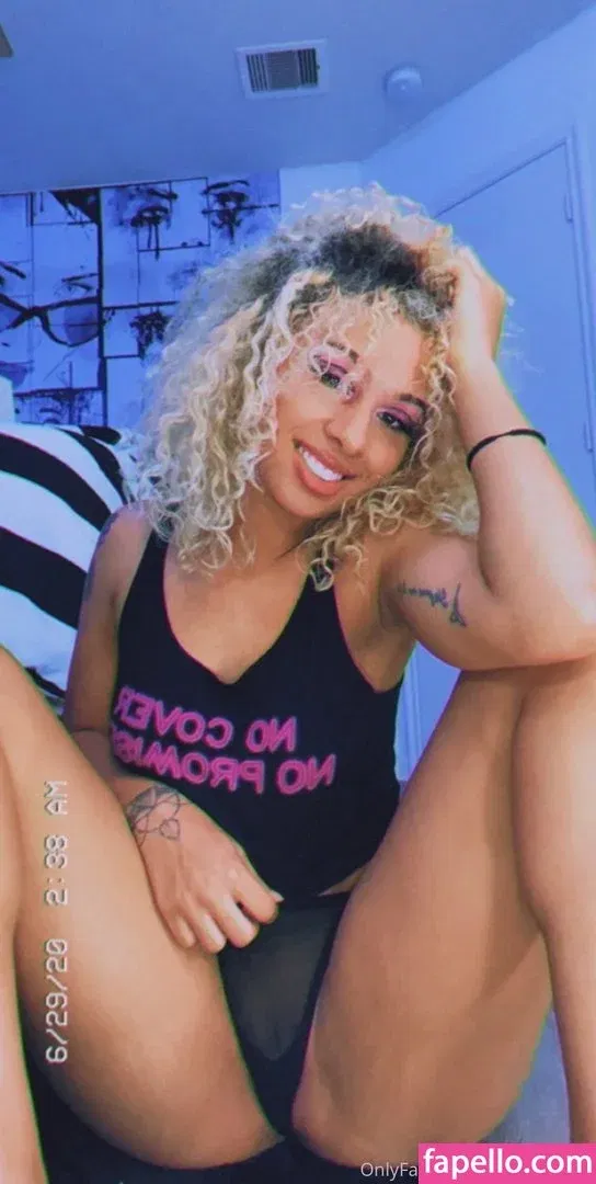 Diamondaisy Onlyfans Photo Gallery 