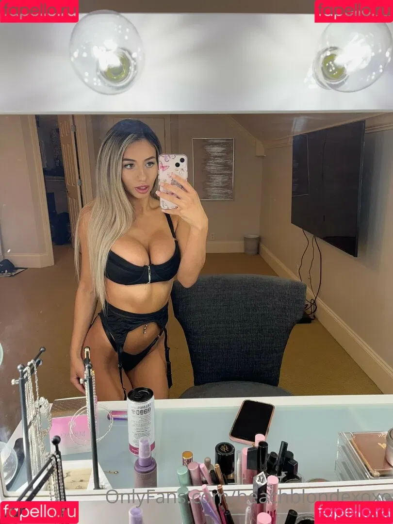 Milaharperxoxo Onlyfans Photo Gallery 
