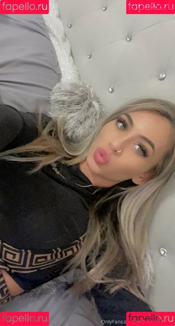 Milaharperxoxo Onlyfans Photo Gallery 