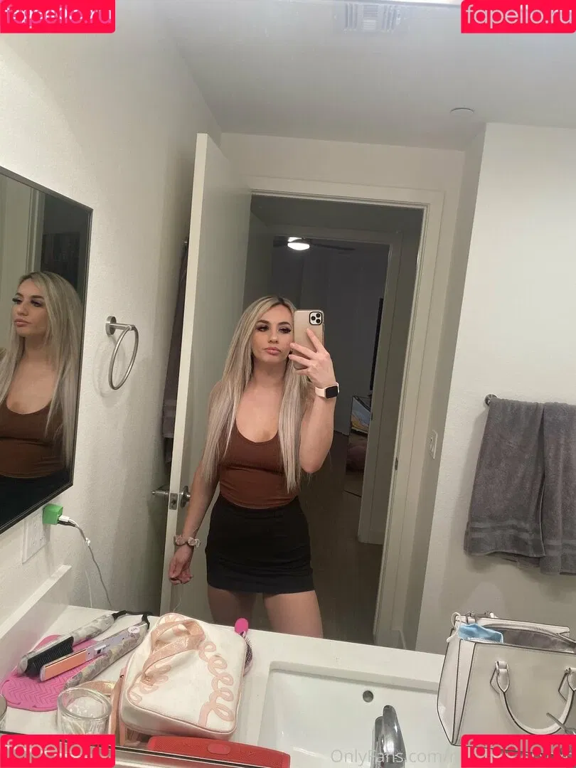 Milaharperxoxo Onlyfans Photo Gallery 