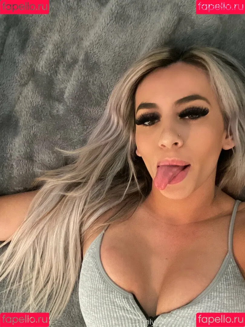 Milaharperxoxo Onlyfans Photo Gallery 