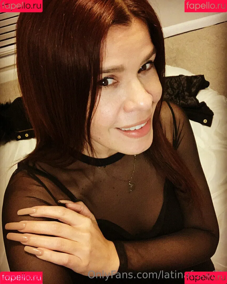latinafoxy69 Onlyfans Photo Gallery 
