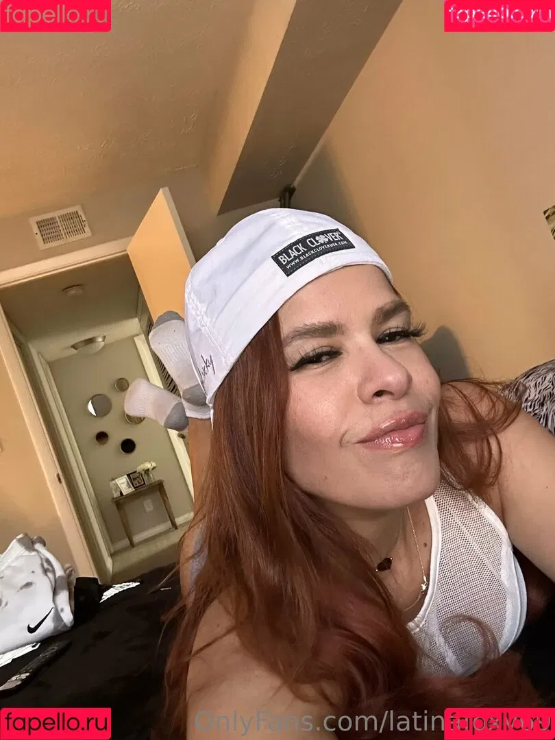 latinafoxy69 Onlyfans Photo Gallery 