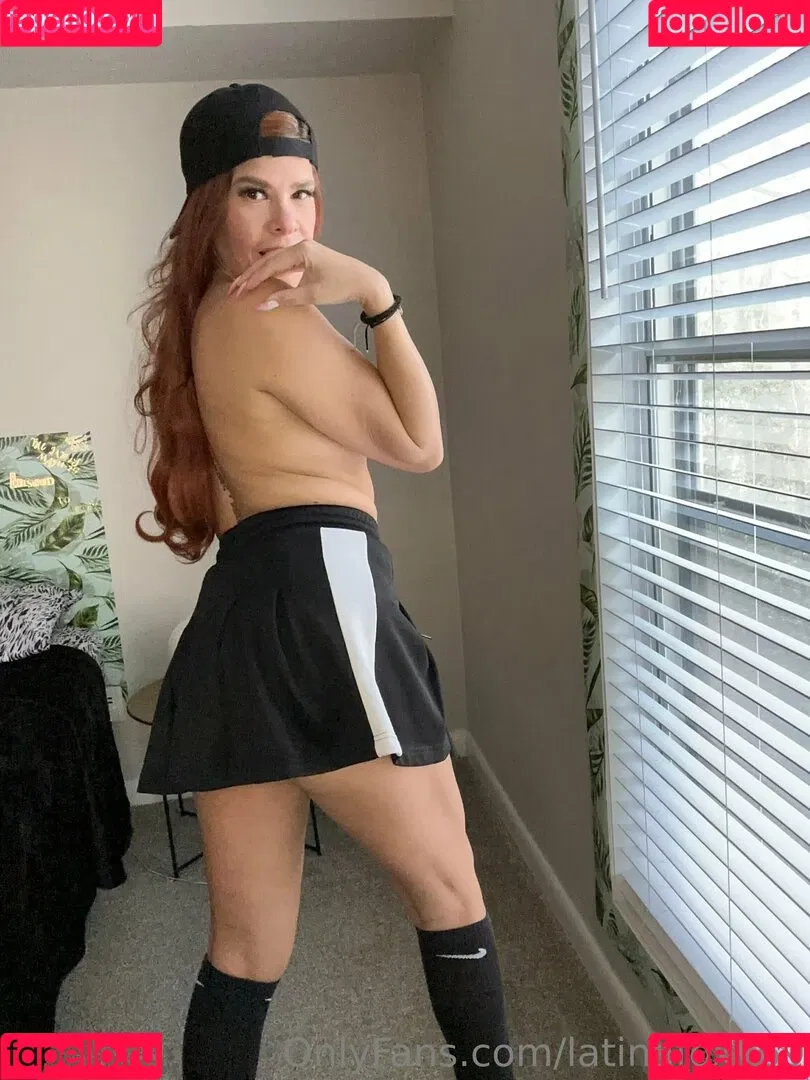 latinafoxy69 Onlyfans Photo Gallery 