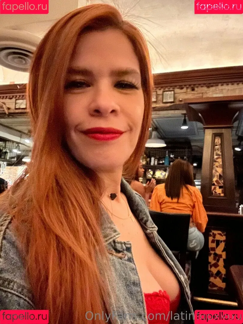 latinafoxy69 Onlyfans Photo Gallery 