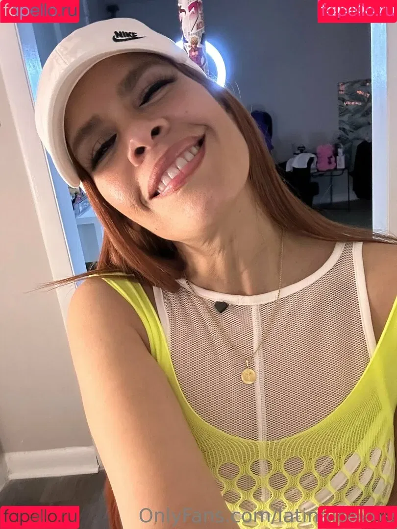 latinafoxy69 Onlyfans Photo Gallery 