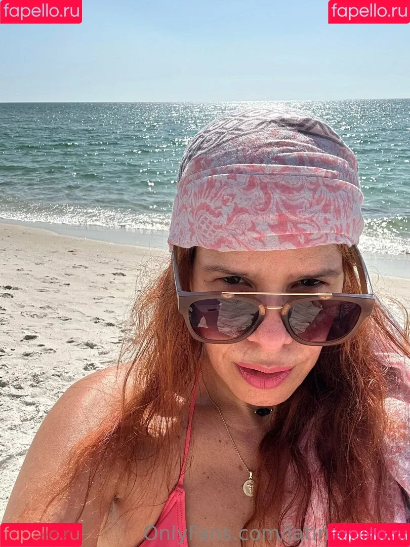 latinafoxy69 Onlyfans Photo Gallery 