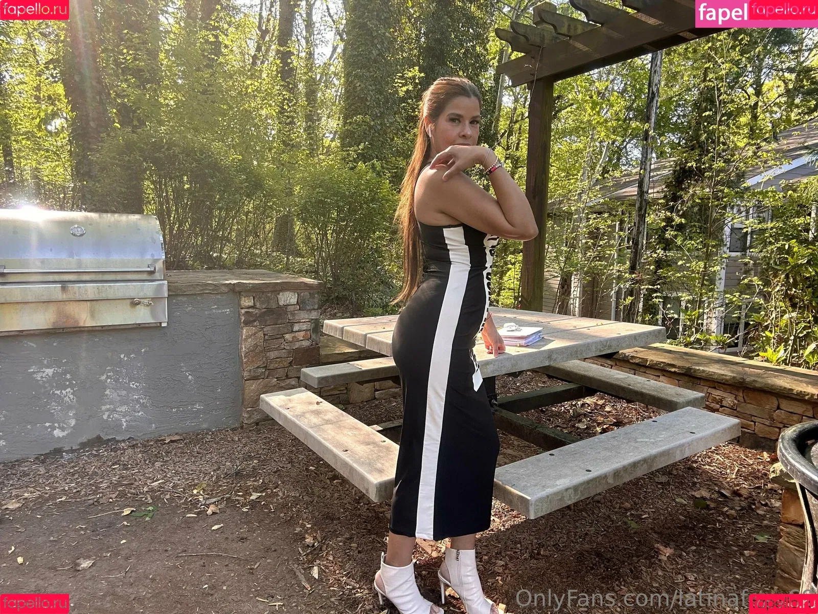 latinafoxy69 Onlyfans Photo Gallery 