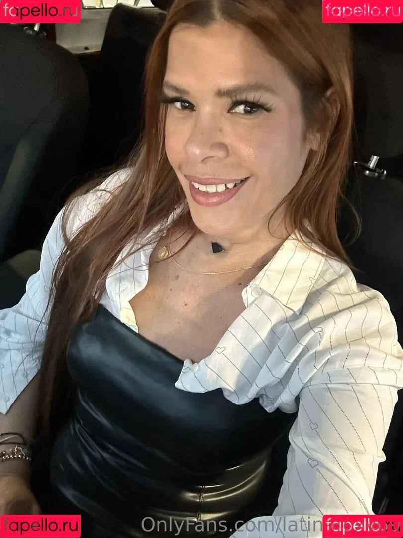 latinafoxy69 Onlyfans Photo Gallery 