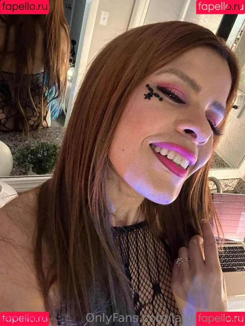 latinafoxy69 Onlyfans Photo Gallery 