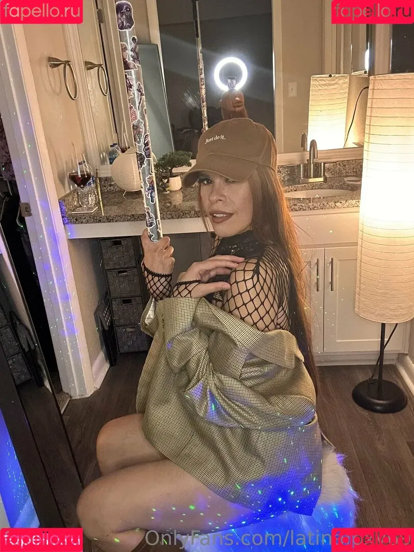 latinafoxy69 Onlyfans Photo Gallery 