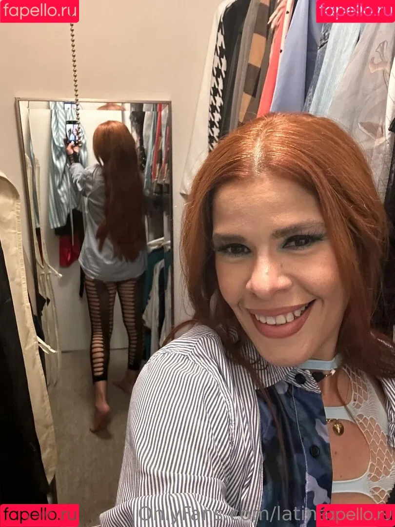 latinafoxy69 Onlyfans Photo Gallery 