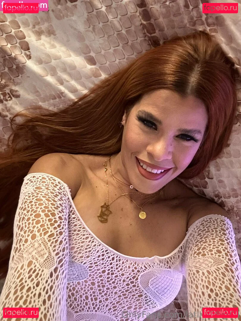 latinafoxy69 Onlyfans Photo Gallery 