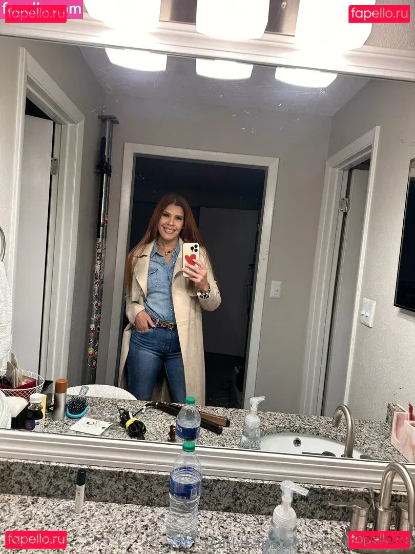 latinafoxy69 Onlyfans Photo Gallery 