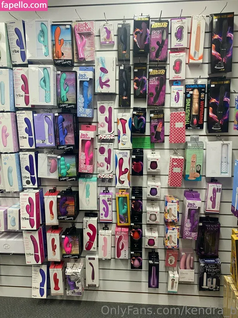 Kendra Banks Onlyfans Photo Gallery 