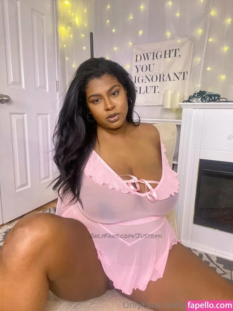 justomifree Onlyfans Photo Gallery 